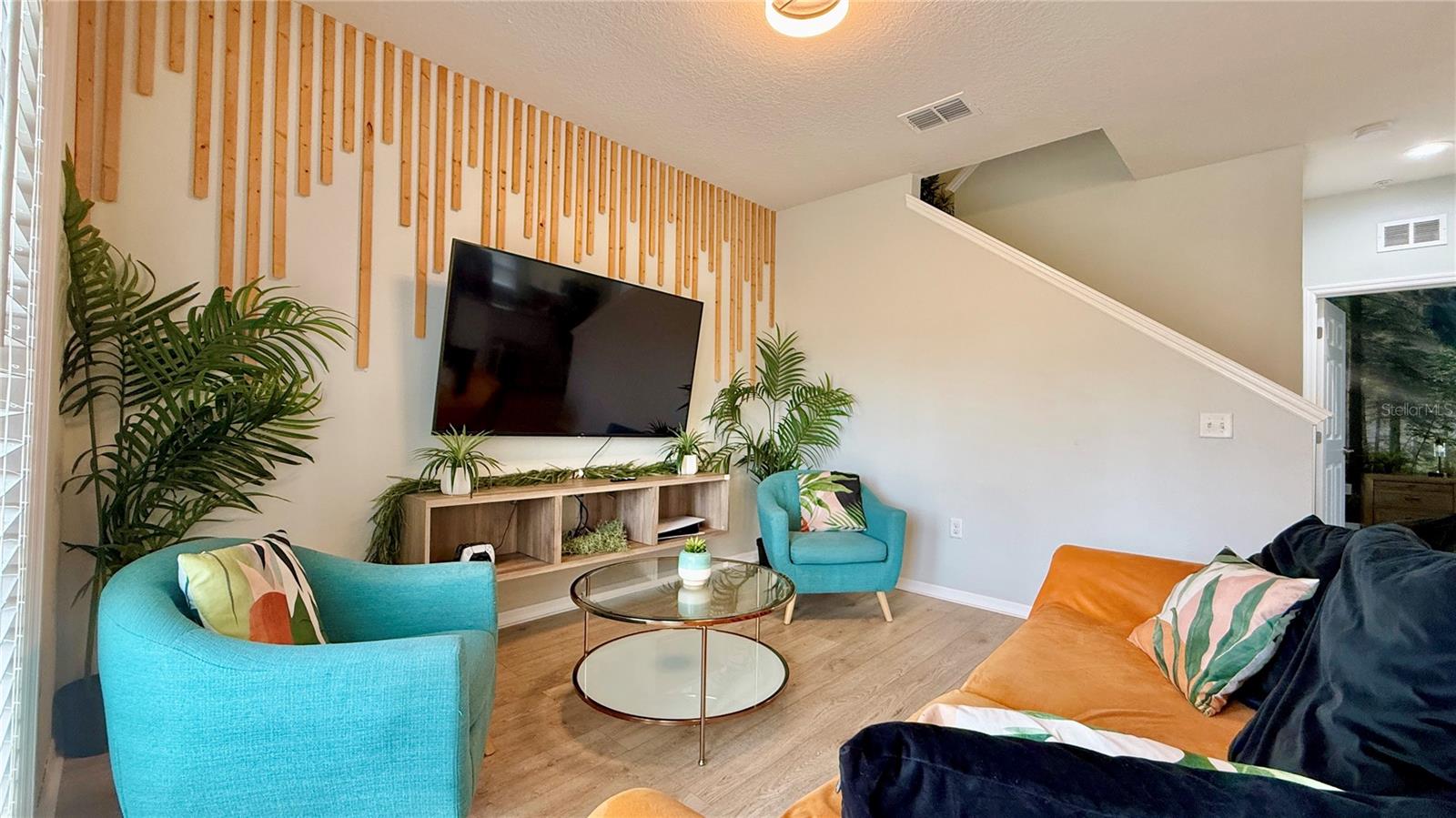 WEST LUCAYA VILLAGE - Residential