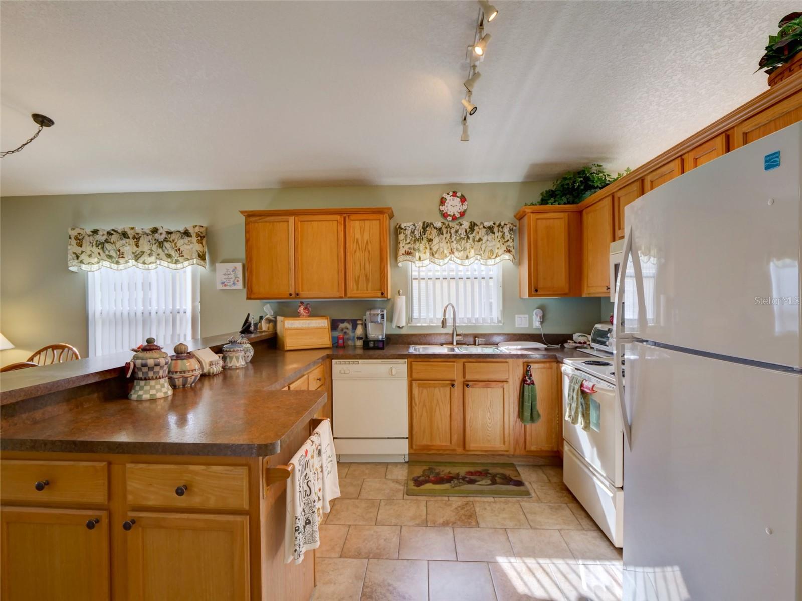 GOLFVIEW VILLAGE - Residential