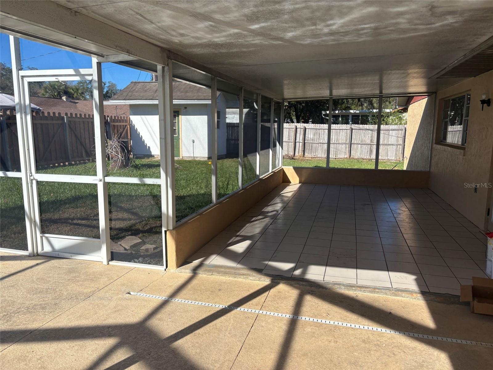 SLEEPY HOLLOW - Residential