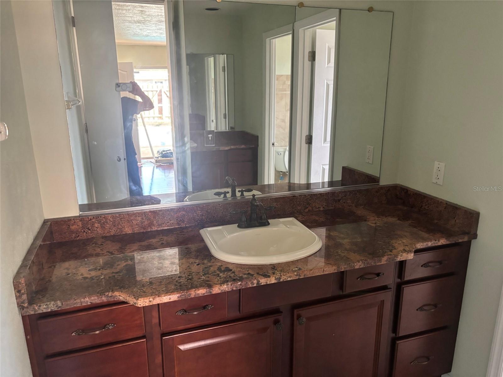 SLEEPY HOLLOW - Residential