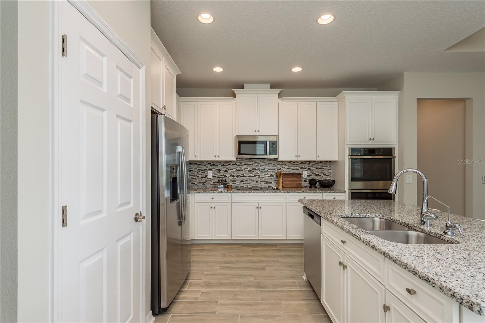 TALAVERA - Residential Lease