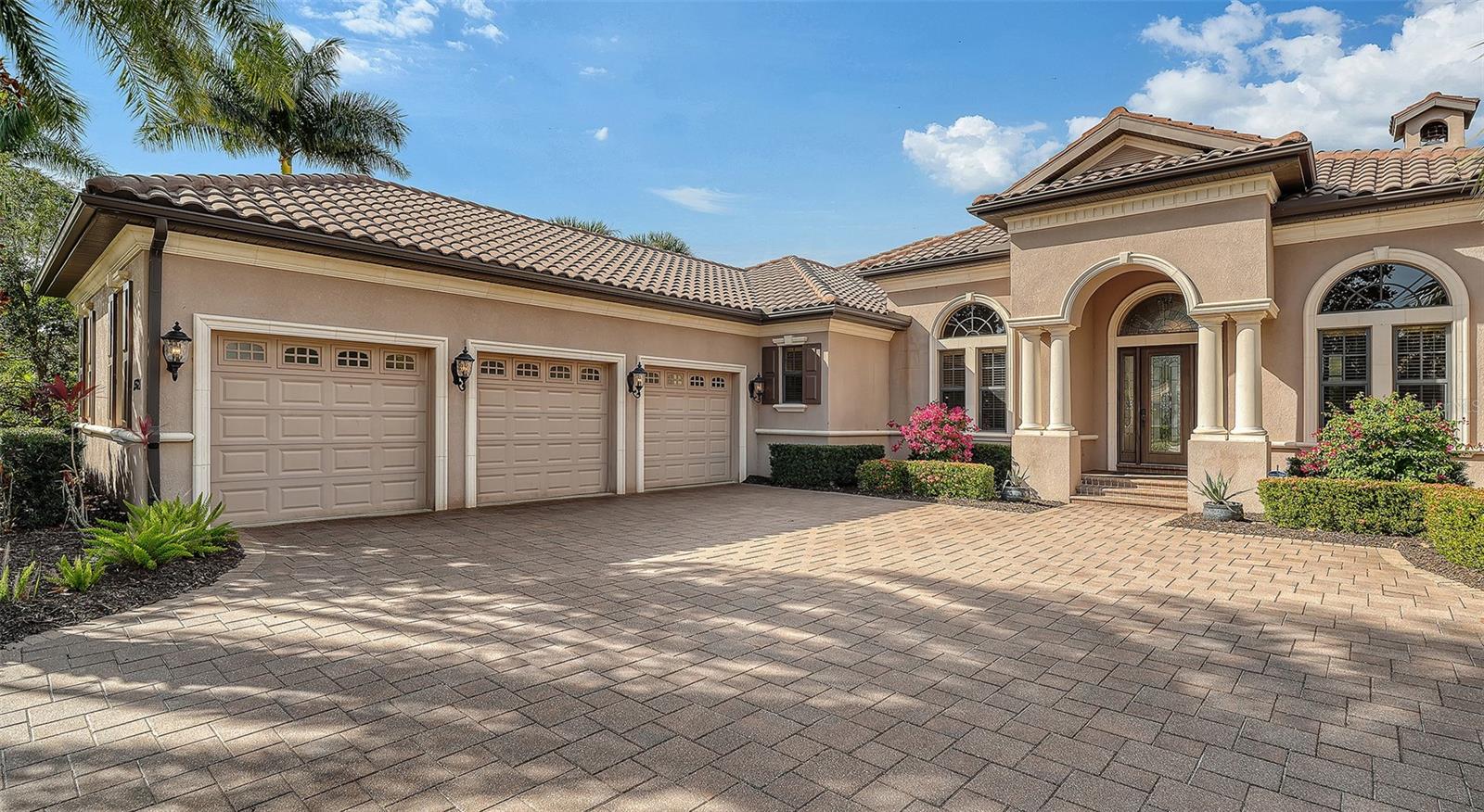 COUNTRY CLUB EAST AT LAKEWOOD RANCH - Residential