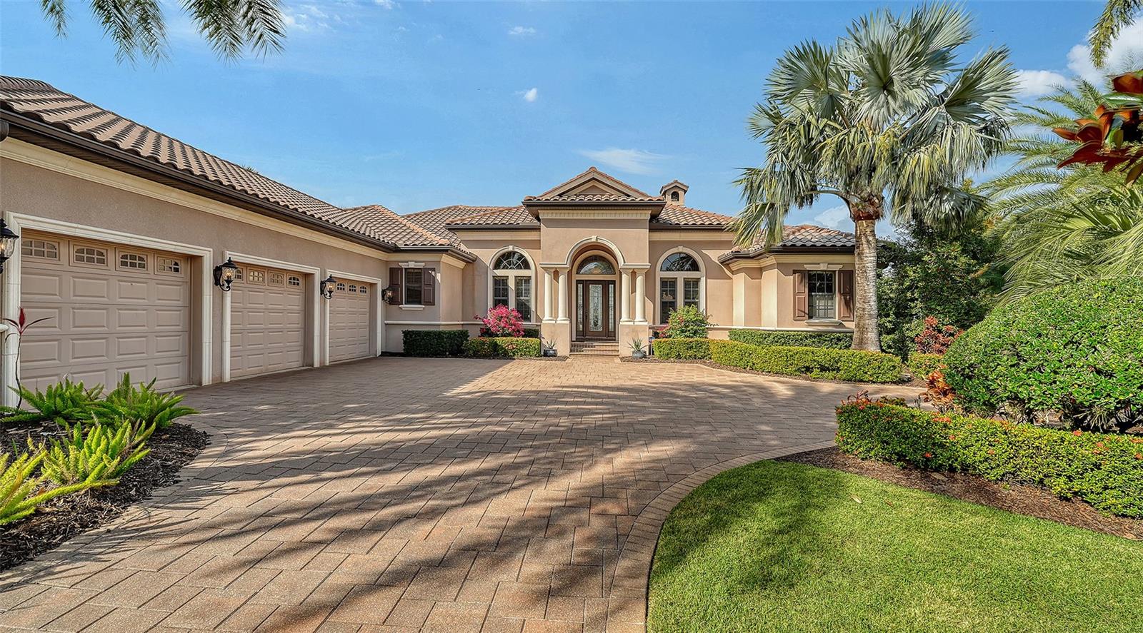 COUNTRY CLUB EAST AT LAKEWOOD RANCH - Residential