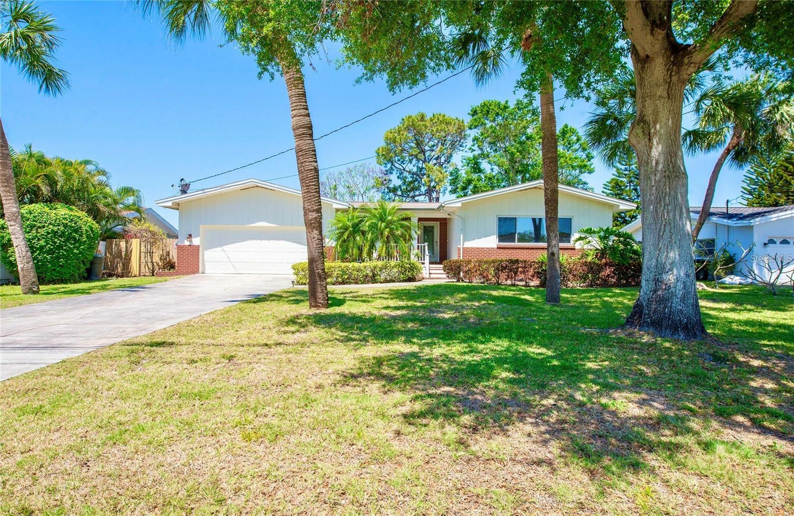 DEL ORO SHORES - Residential