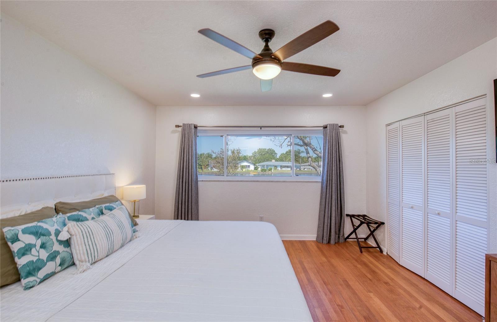 DEL ORO SHORES - Residential