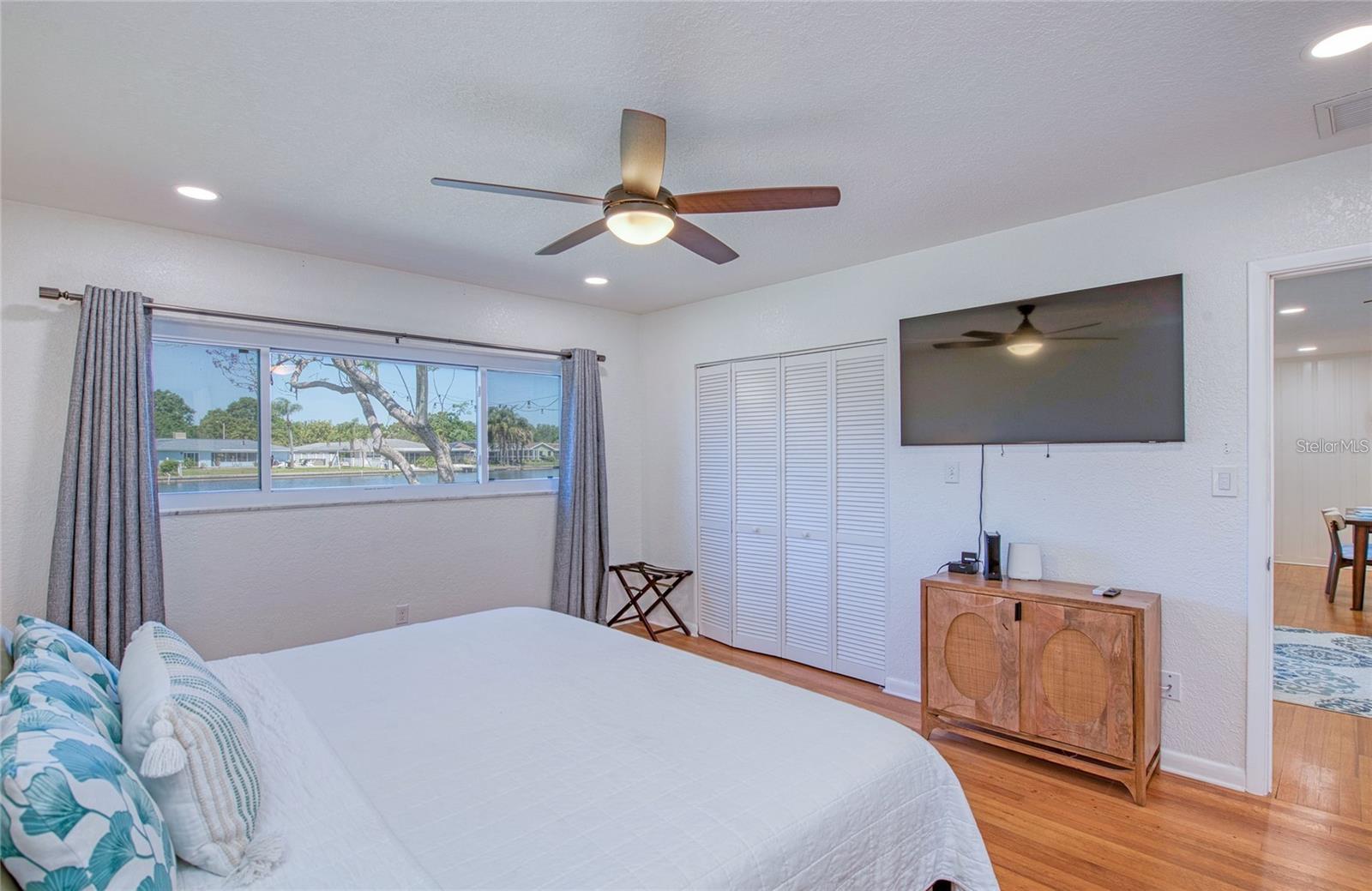 DEL ORO SHORES - Residential