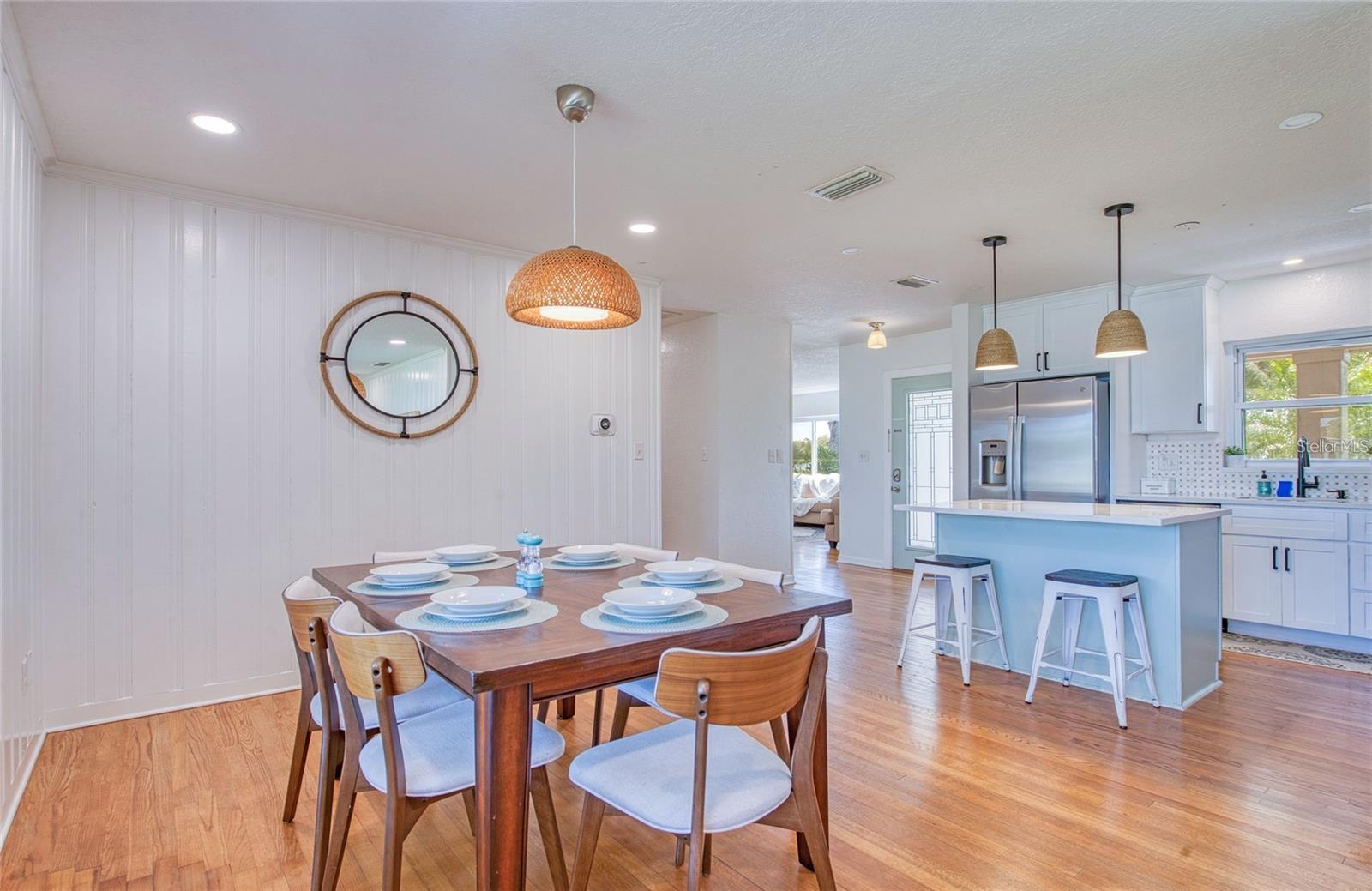 DEL ORO SHORES - Residential