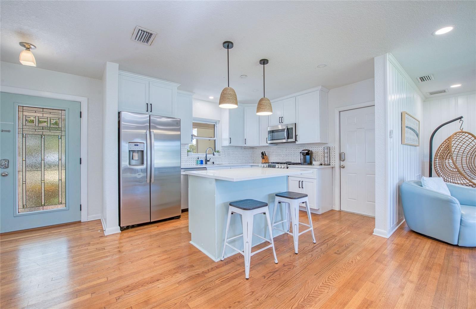 DEL ORO SHORES - Residential