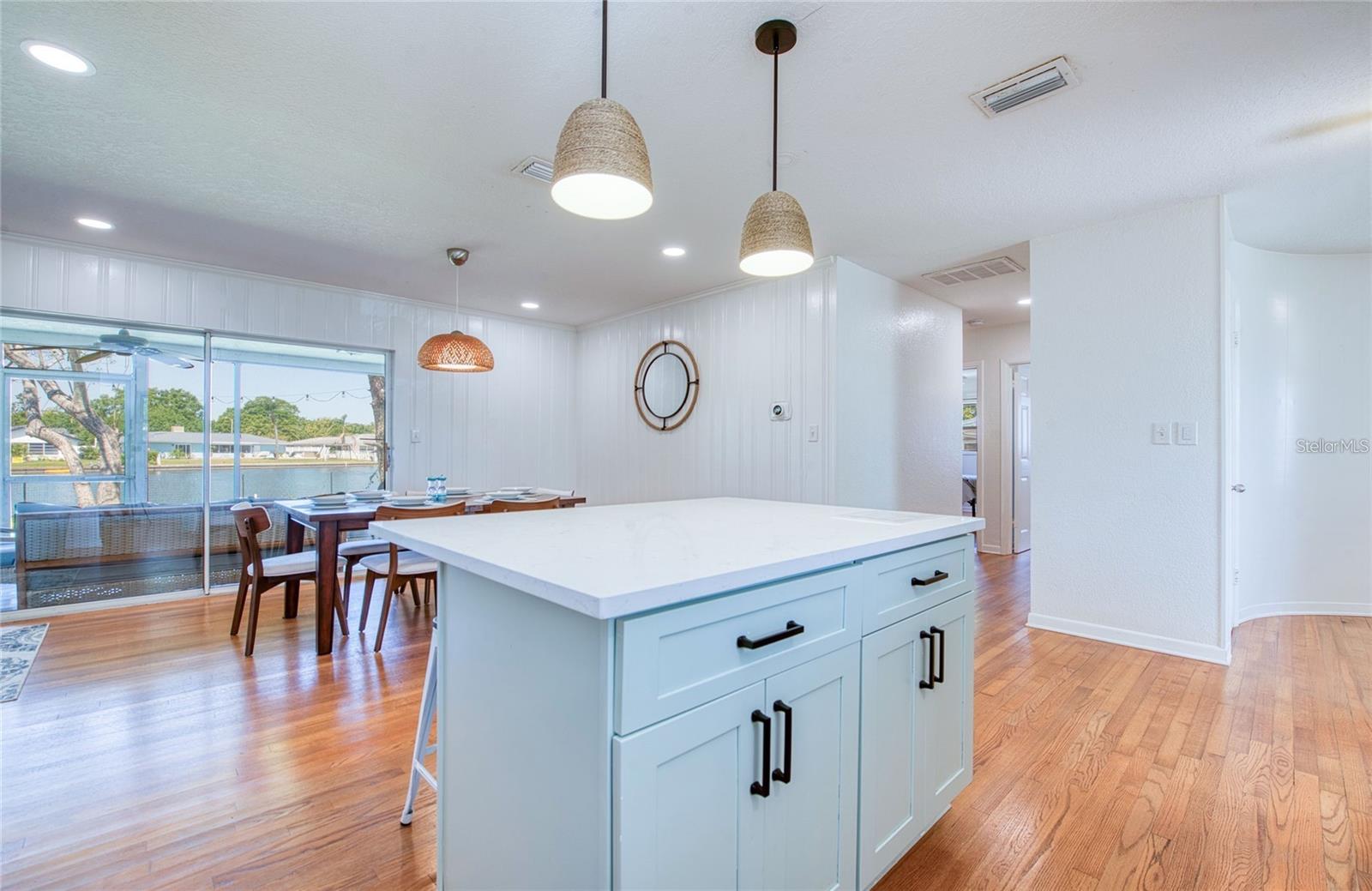 DEL ORO SHORES - Residential