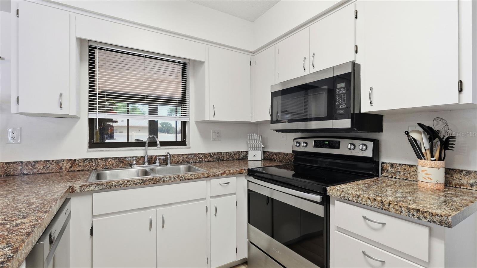RIDGE MNR WEST PHASE II - Residential