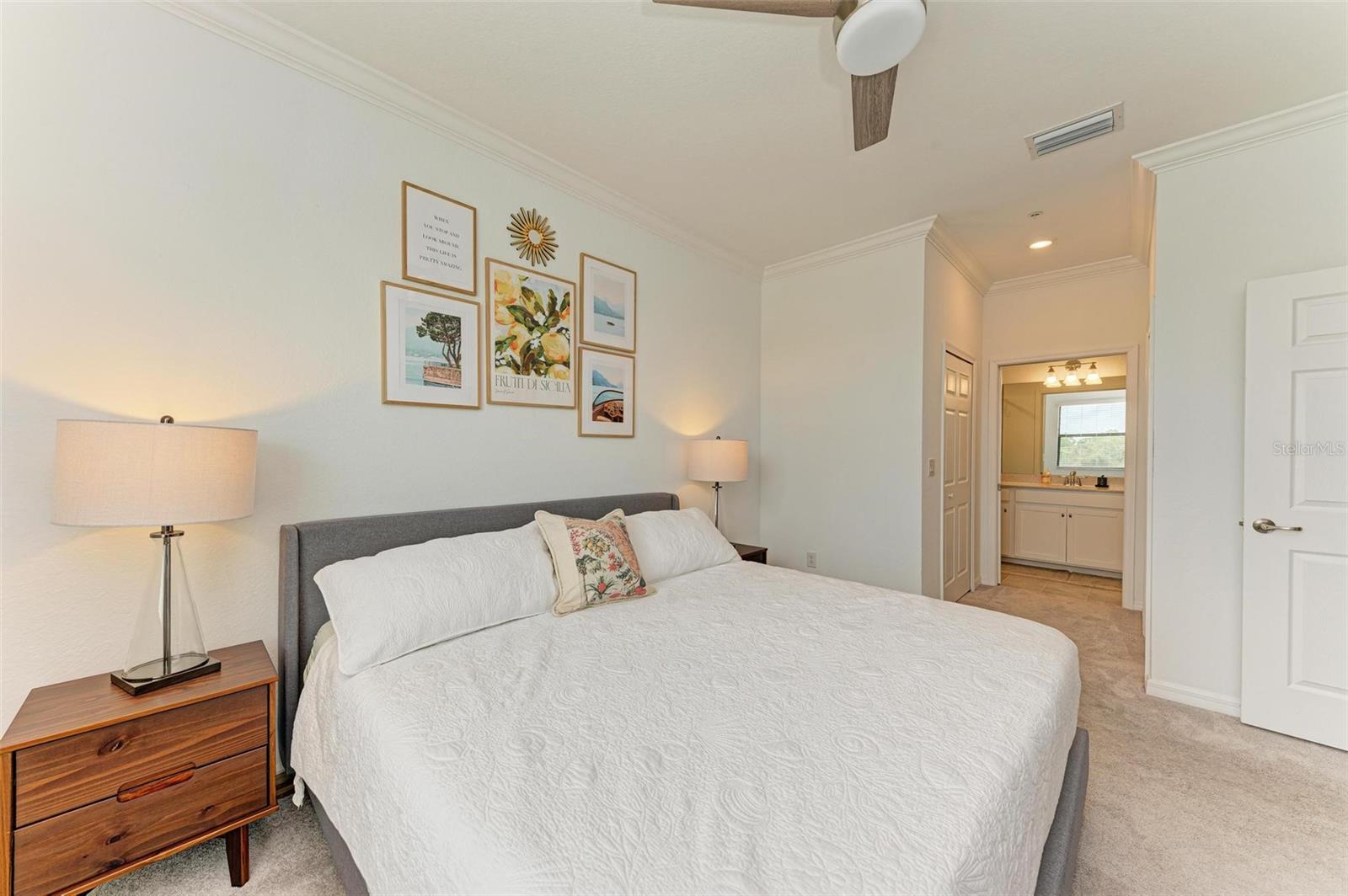 LAKEWOOD NATIONAL - Residential