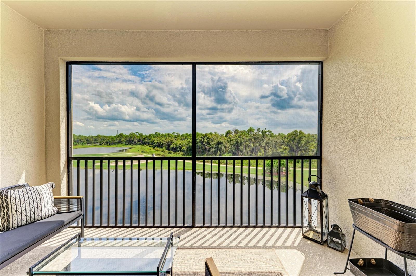 LAKEWOOD NATIONAL - Residential