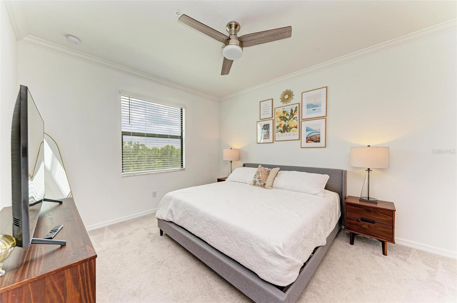 LAKEWOOD NATIONAL - Residential