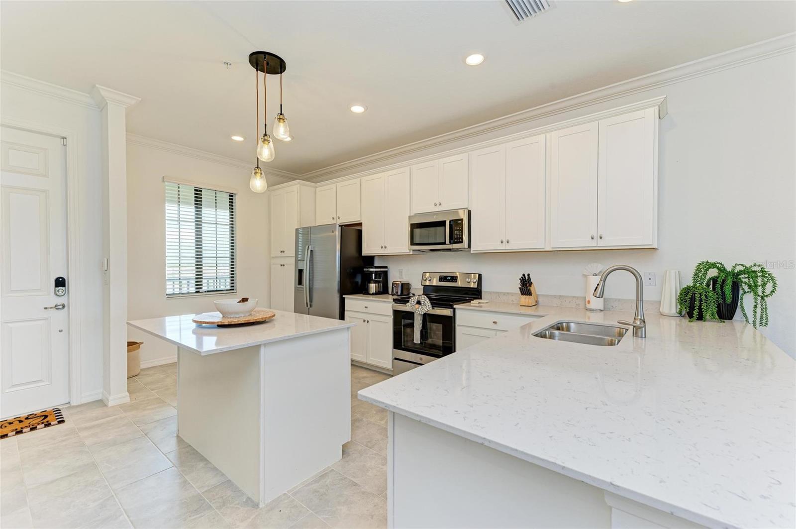 LAKEWOOD NATIONAL - Residential