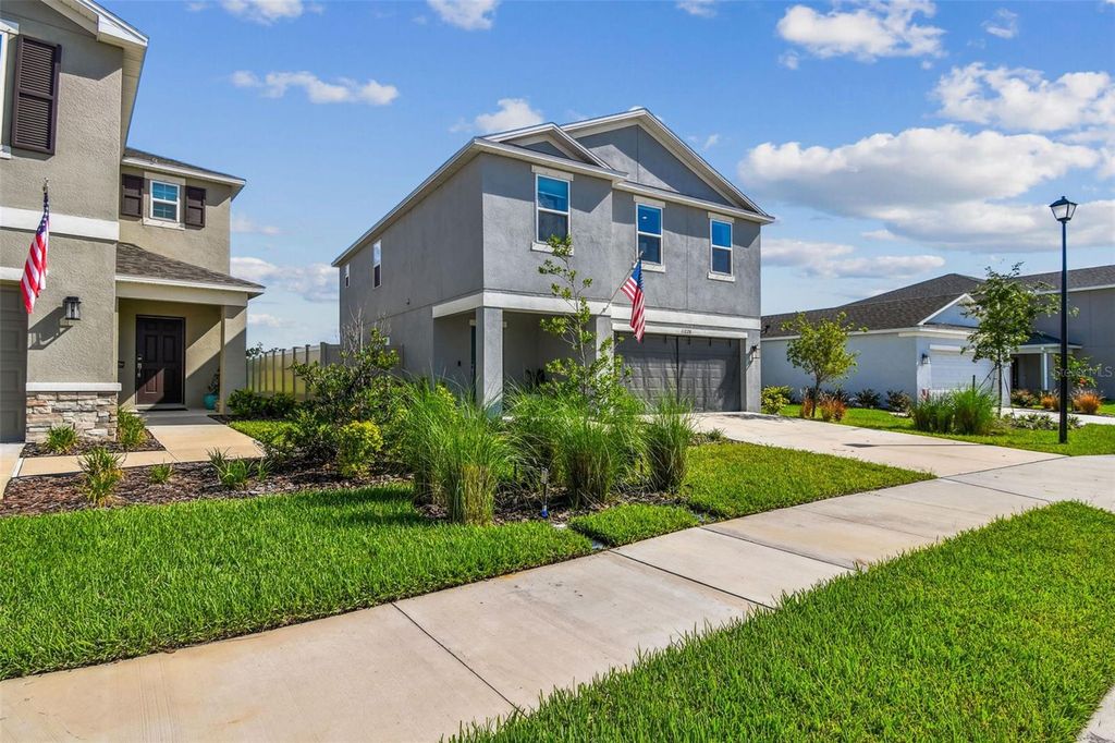 Photo of 11220 Fieldstone Drive, Palmetto, FL 34221 (MLS # A4660696)