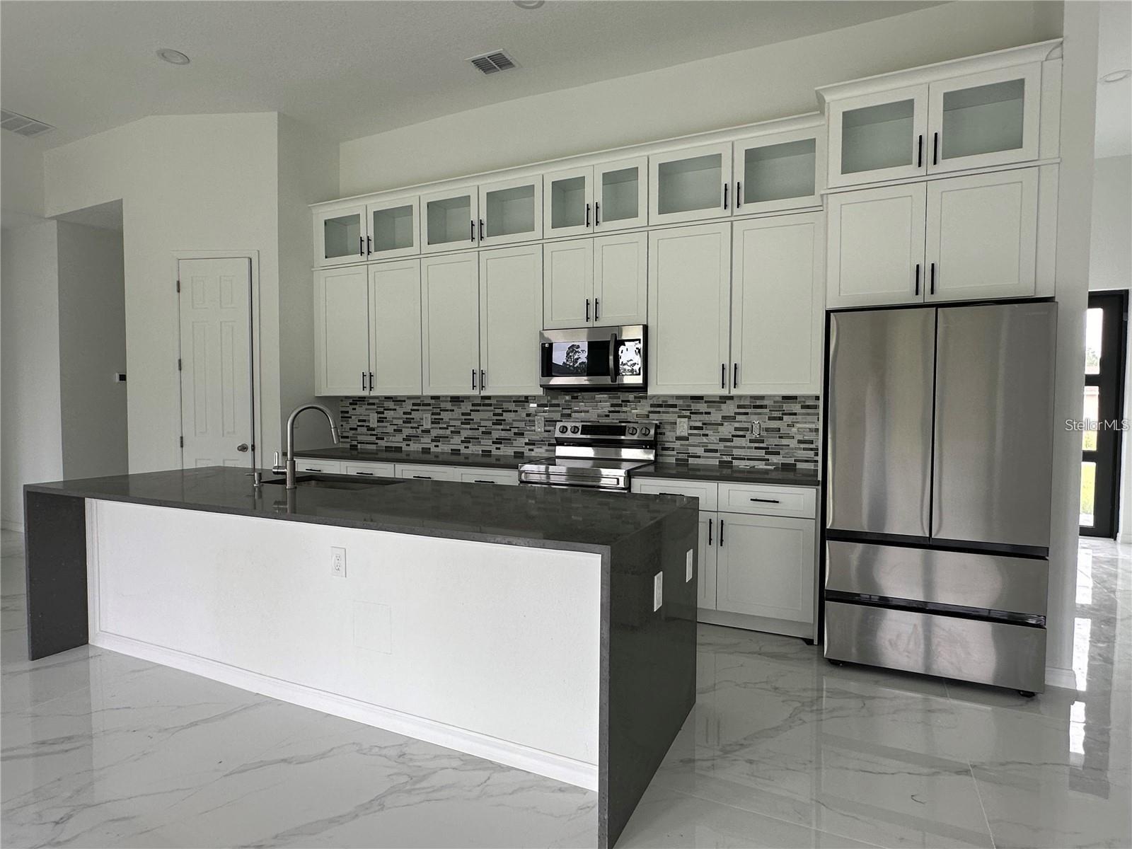 PORT CHARLOTTE SUB 18 - Residential Lease