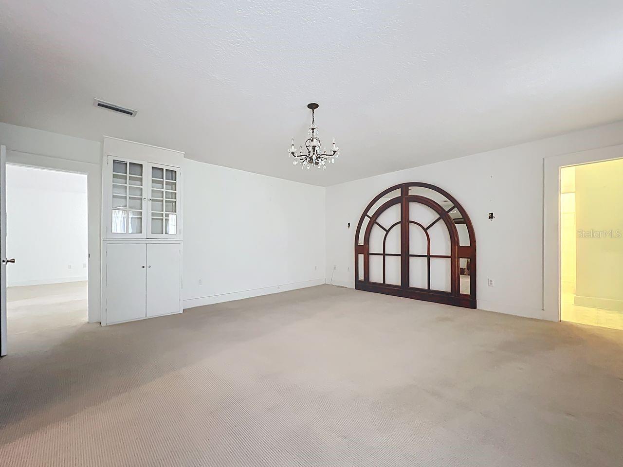 1109 EDMONDS STREET