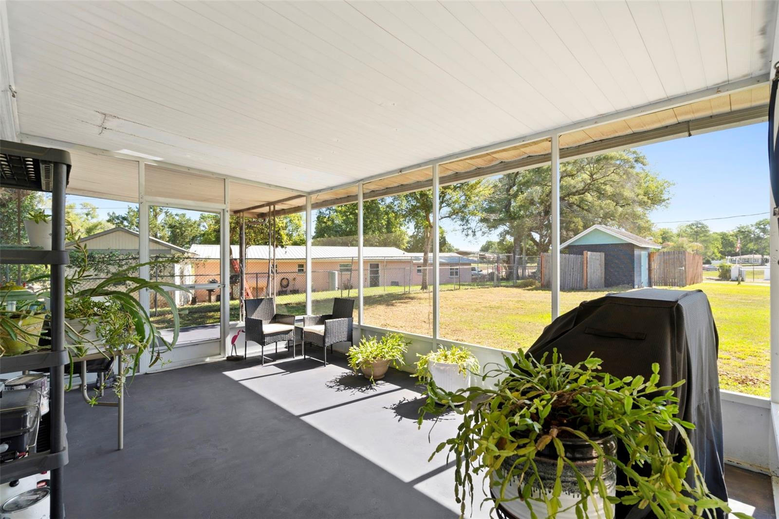 HAMPTON COURT UNREC - Residential