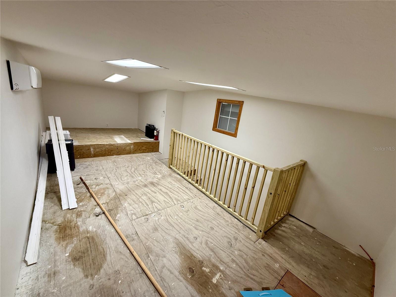 PUNTA GORDA - Commercial Sale