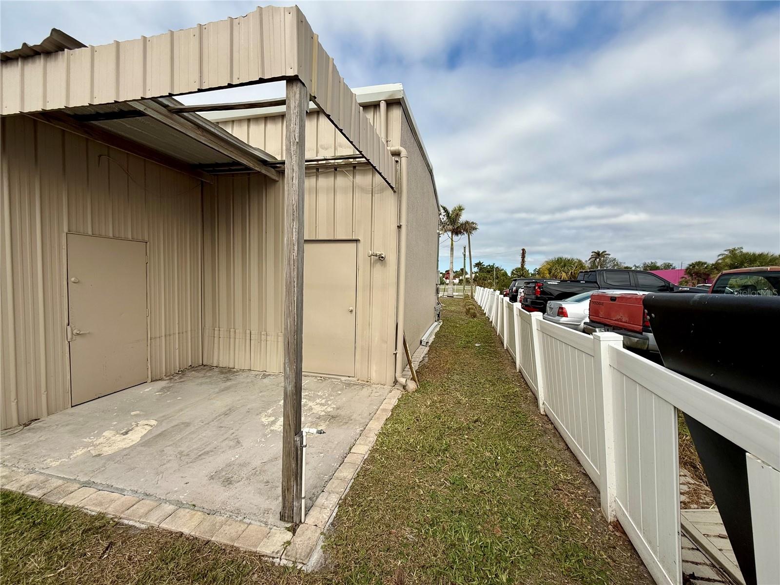 PUNTA GORDA - Commercial Sale