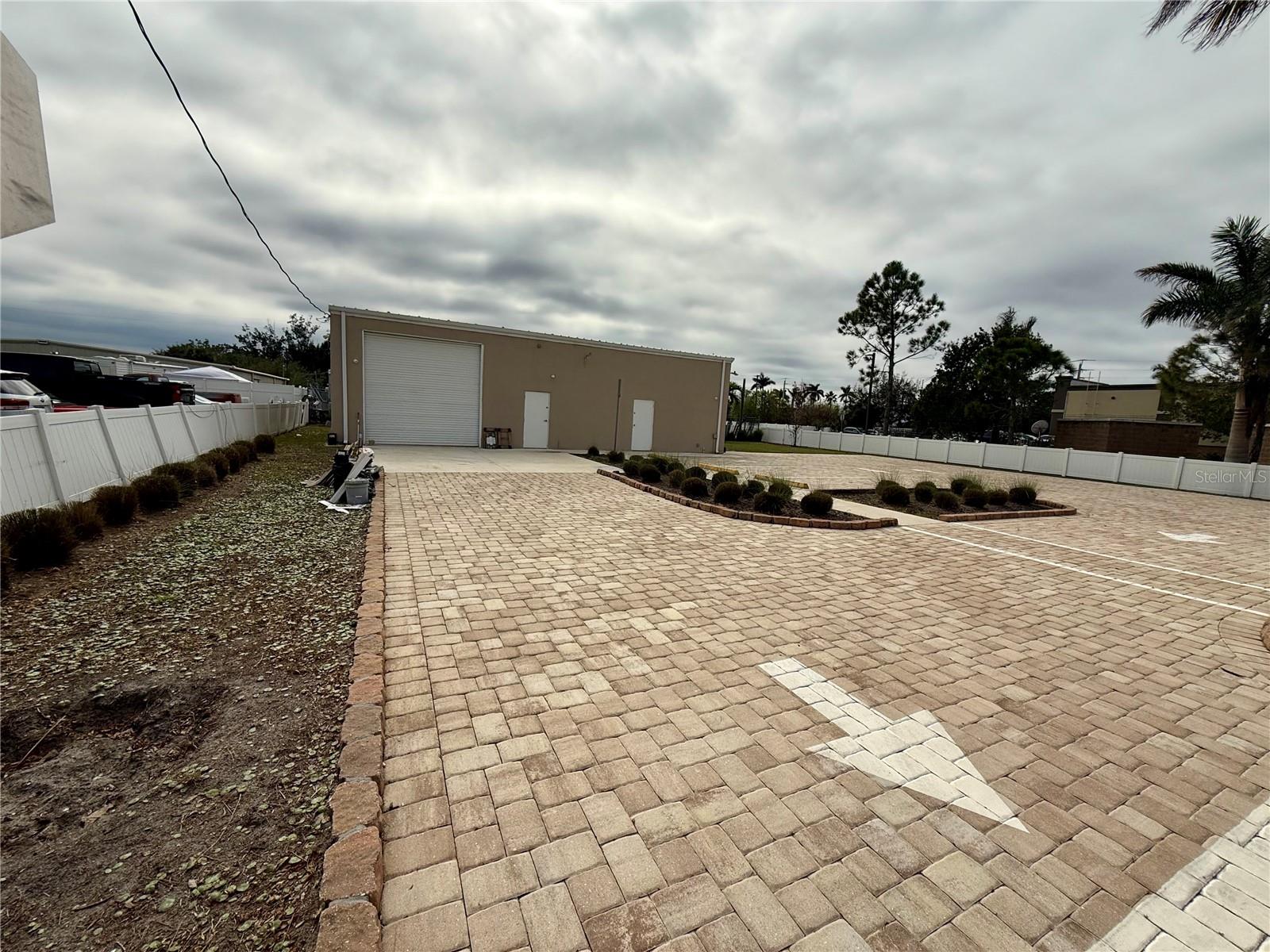 PUNTA GORDA - Commercial Sale