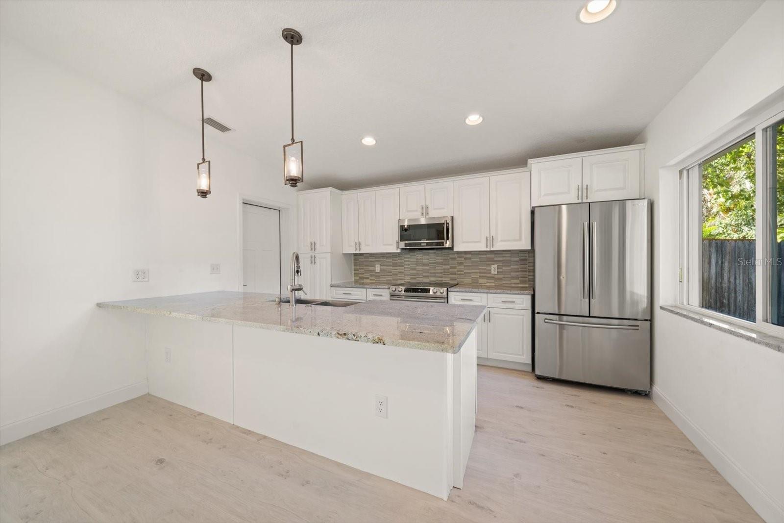 SHIRLEY MANOR SUB - Residential