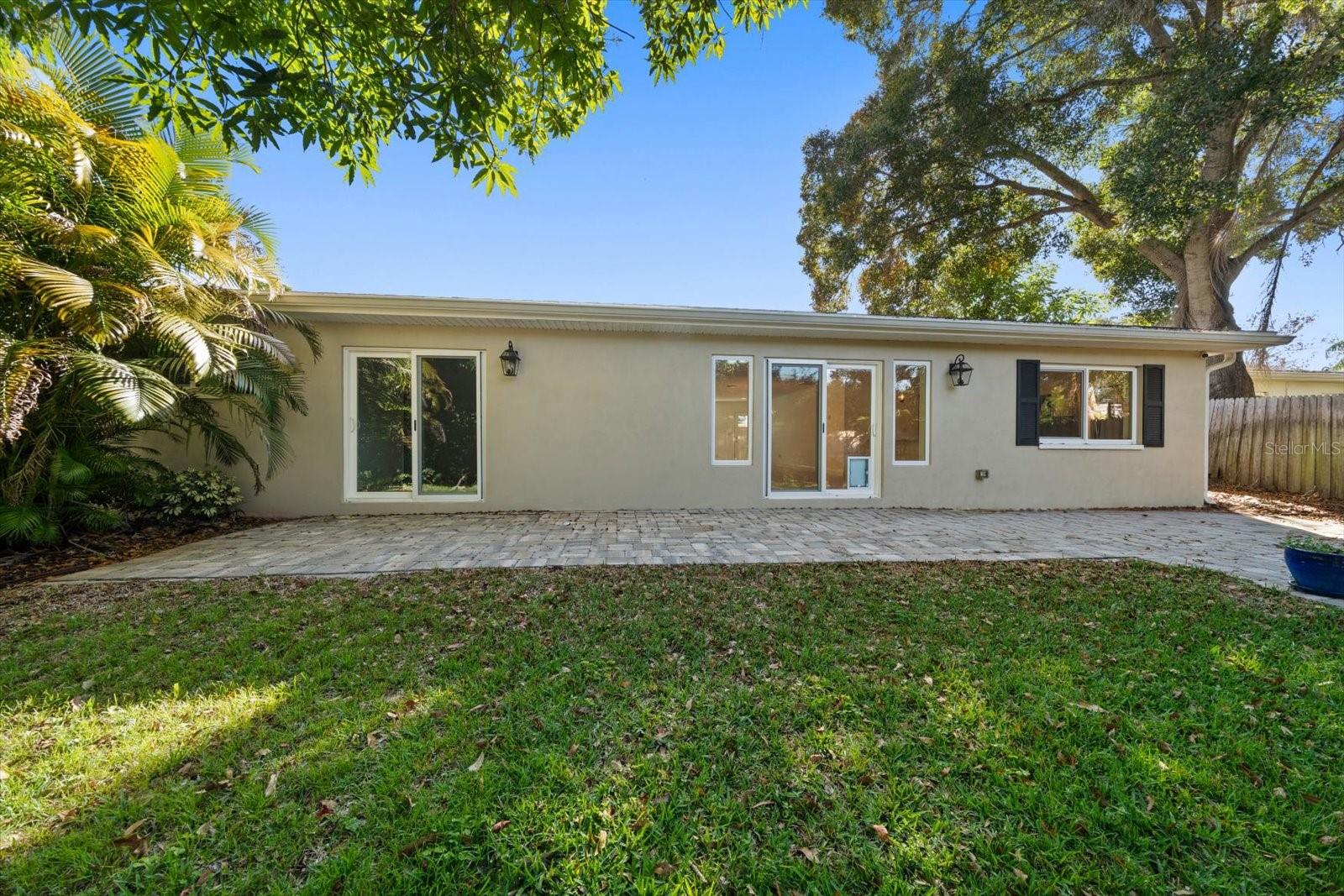 SHIRLEY MANOR SUB - Residential