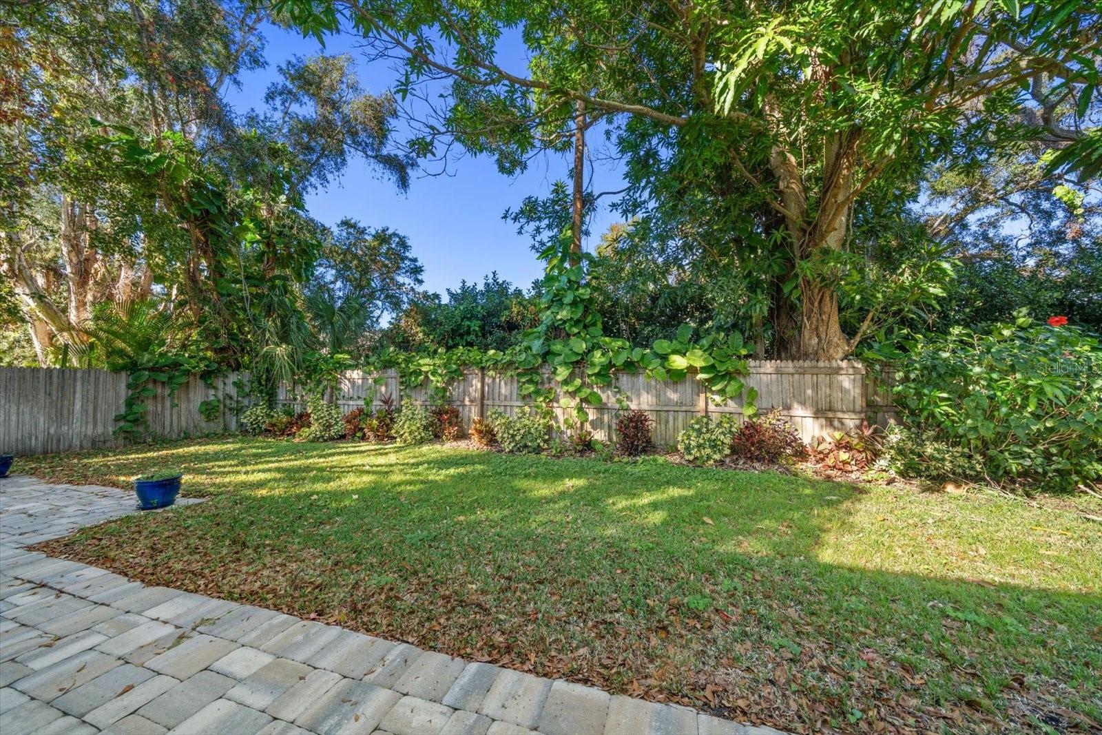 SHIRLEY MANOR SUB - Residential