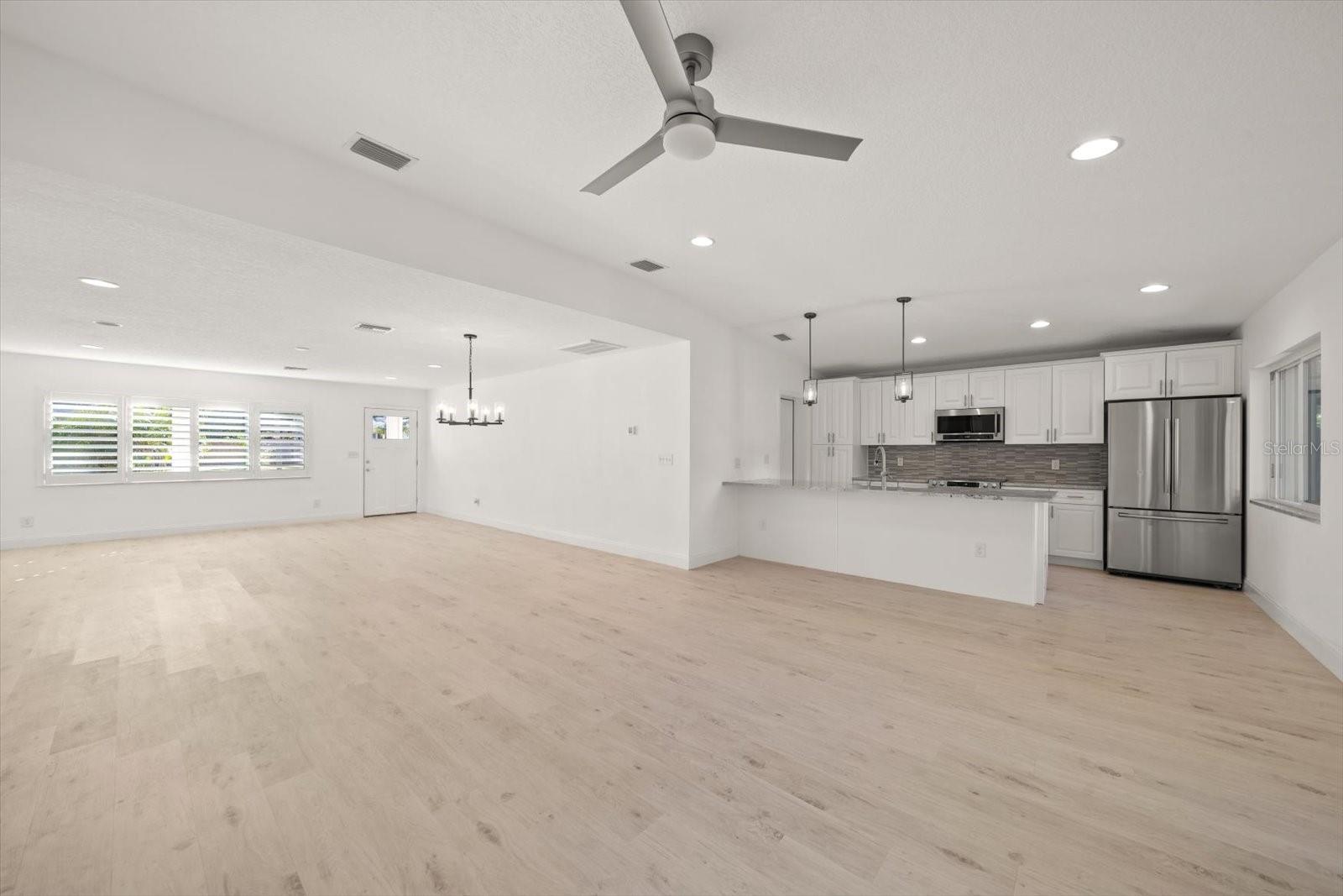 SHIRLEY MANOR SUB - Residential