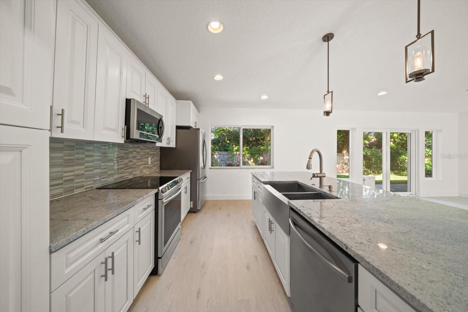 SHIRLEY MANOR SUB - Residential