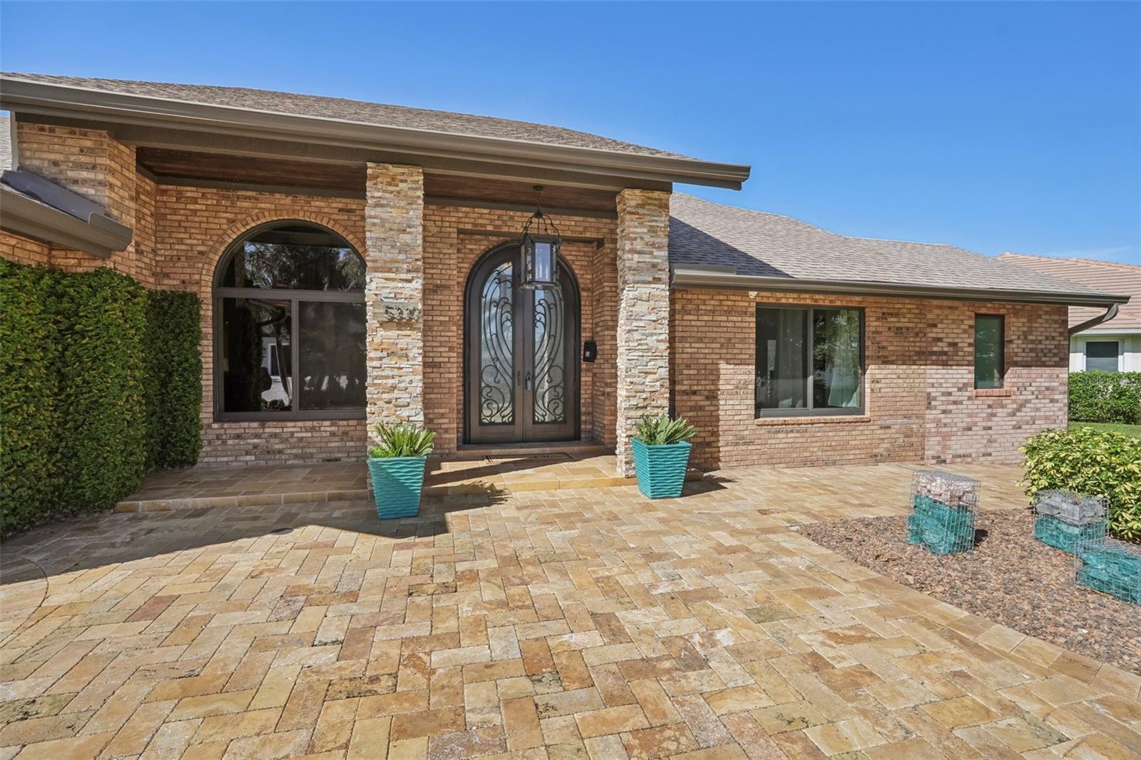 5330 SW 11TH COURT