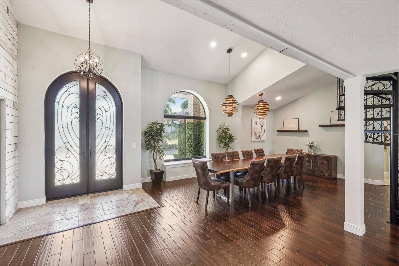 5330 SW 11TH COURT