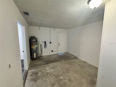 Tiny photo for 316 E Primrose Lane, Lady Lake, FL 32159 (MLS # G5112189)