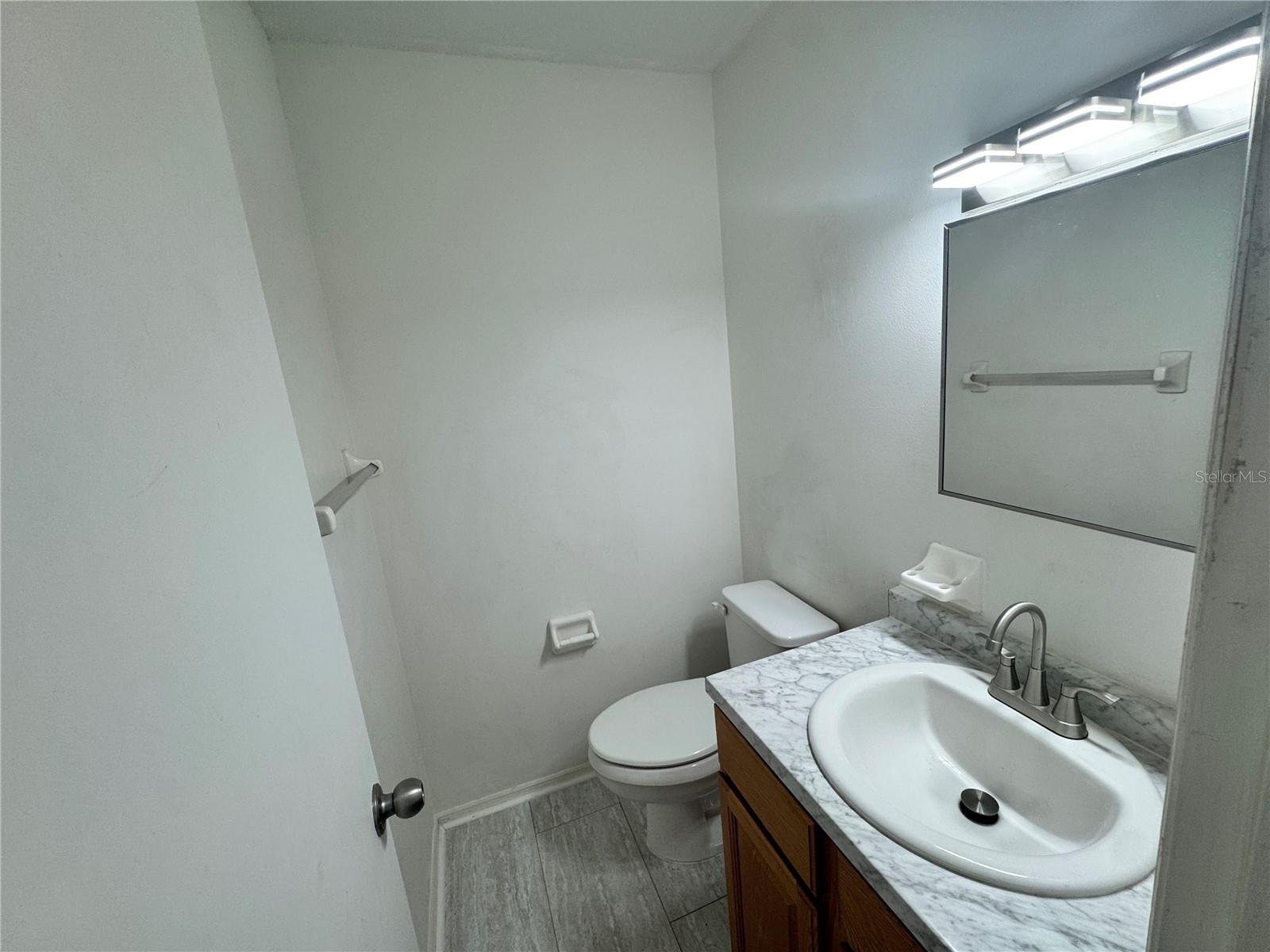 LADY LAKE APRIL HILLS - Residential Lease