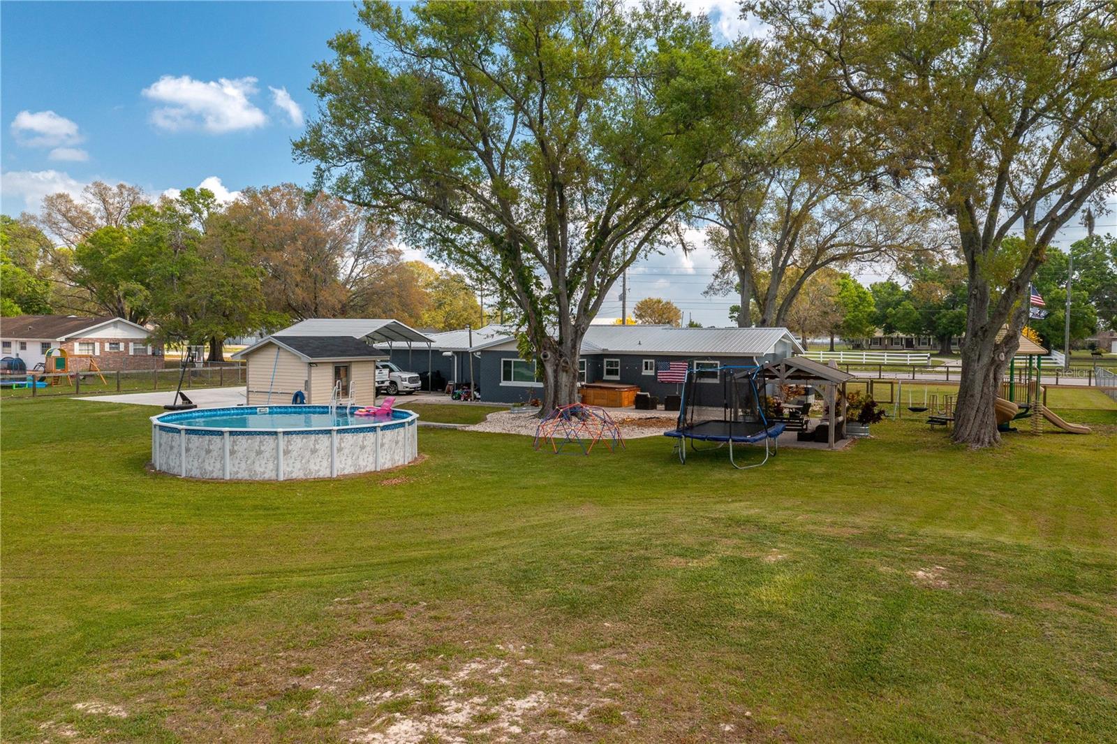 ACREAGE - Residential