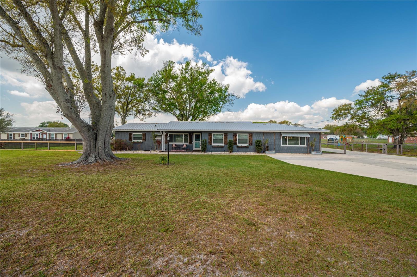 ACREAGE - Residential