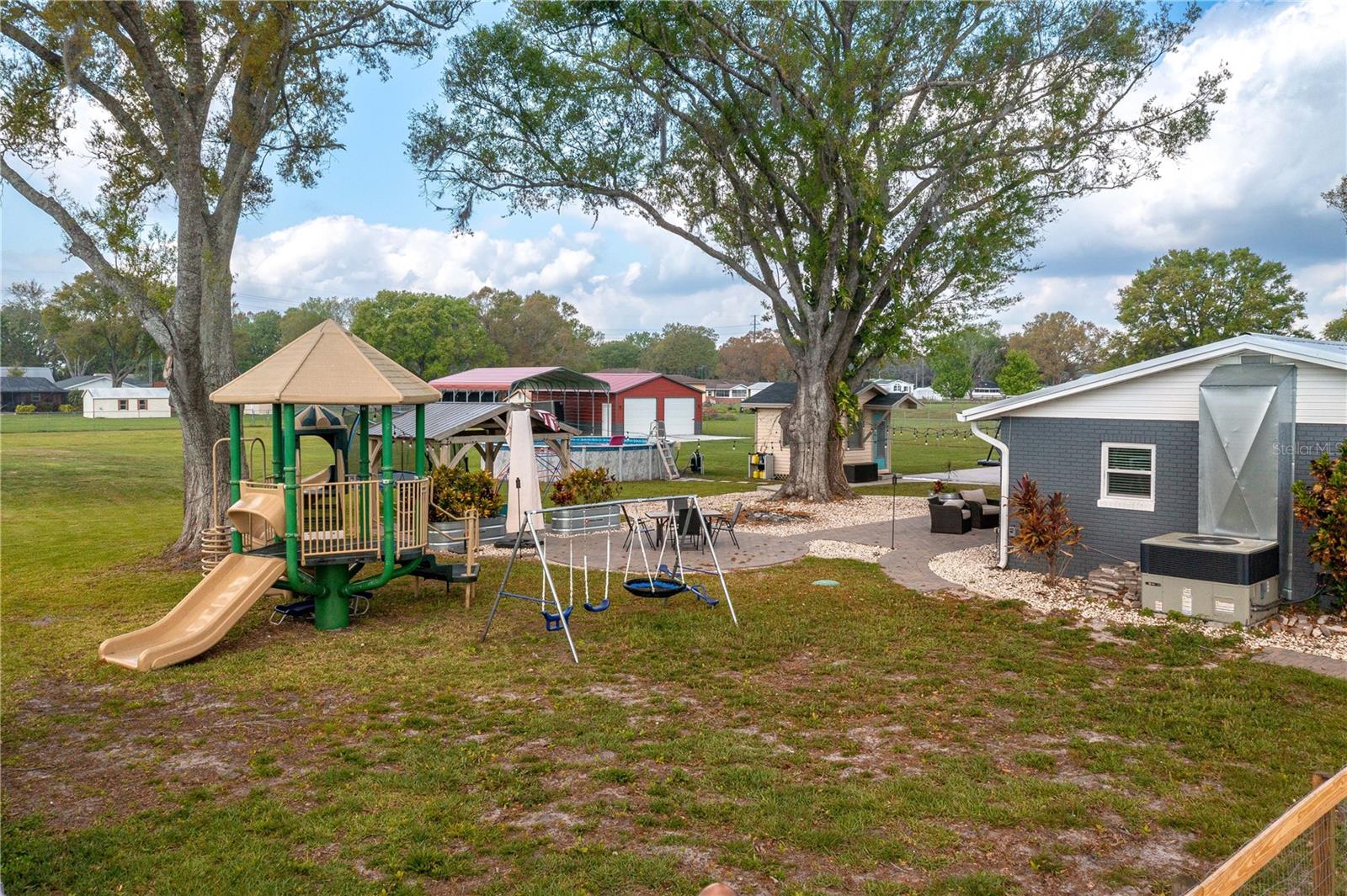 ACREAGE - Residential