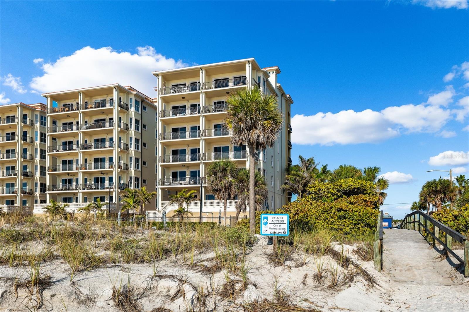 BELLARTE ON THE GULF CONDO RESIDENCE - Residential