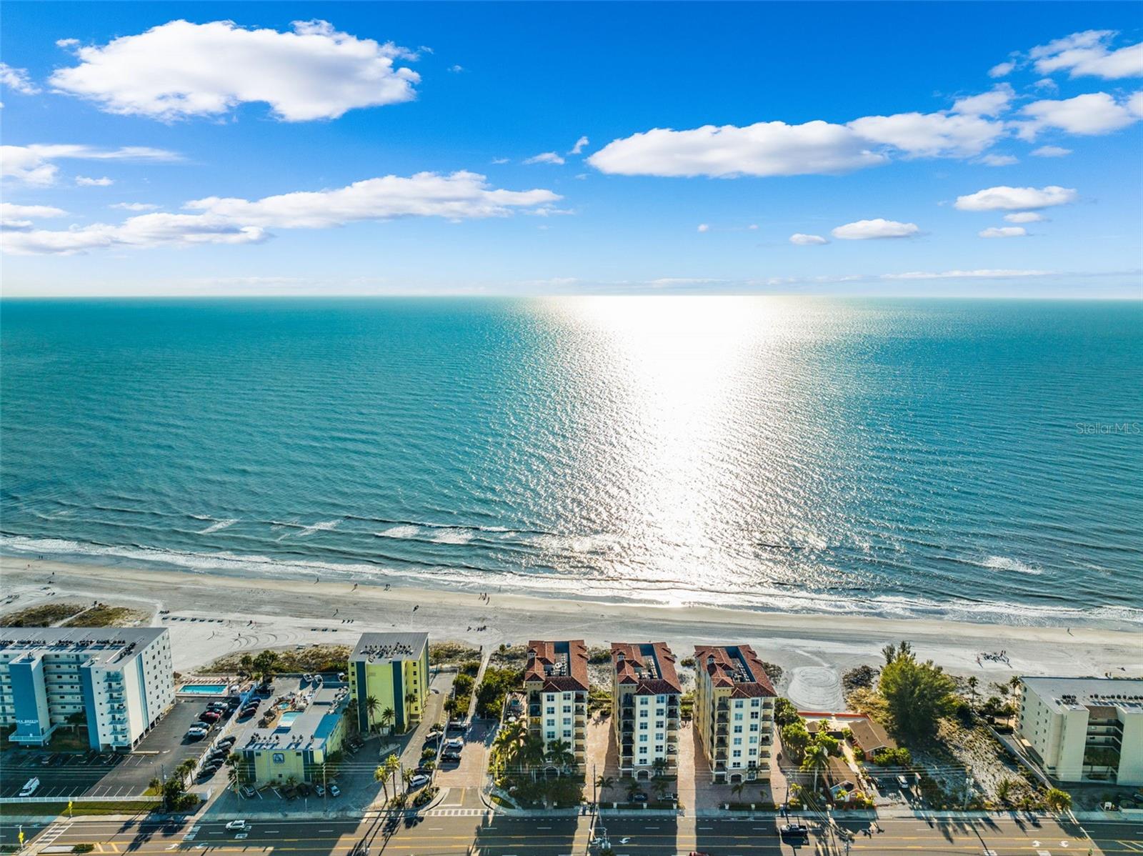 BELLARTE ON THE GULF CONDO RESIDENCE - Residential