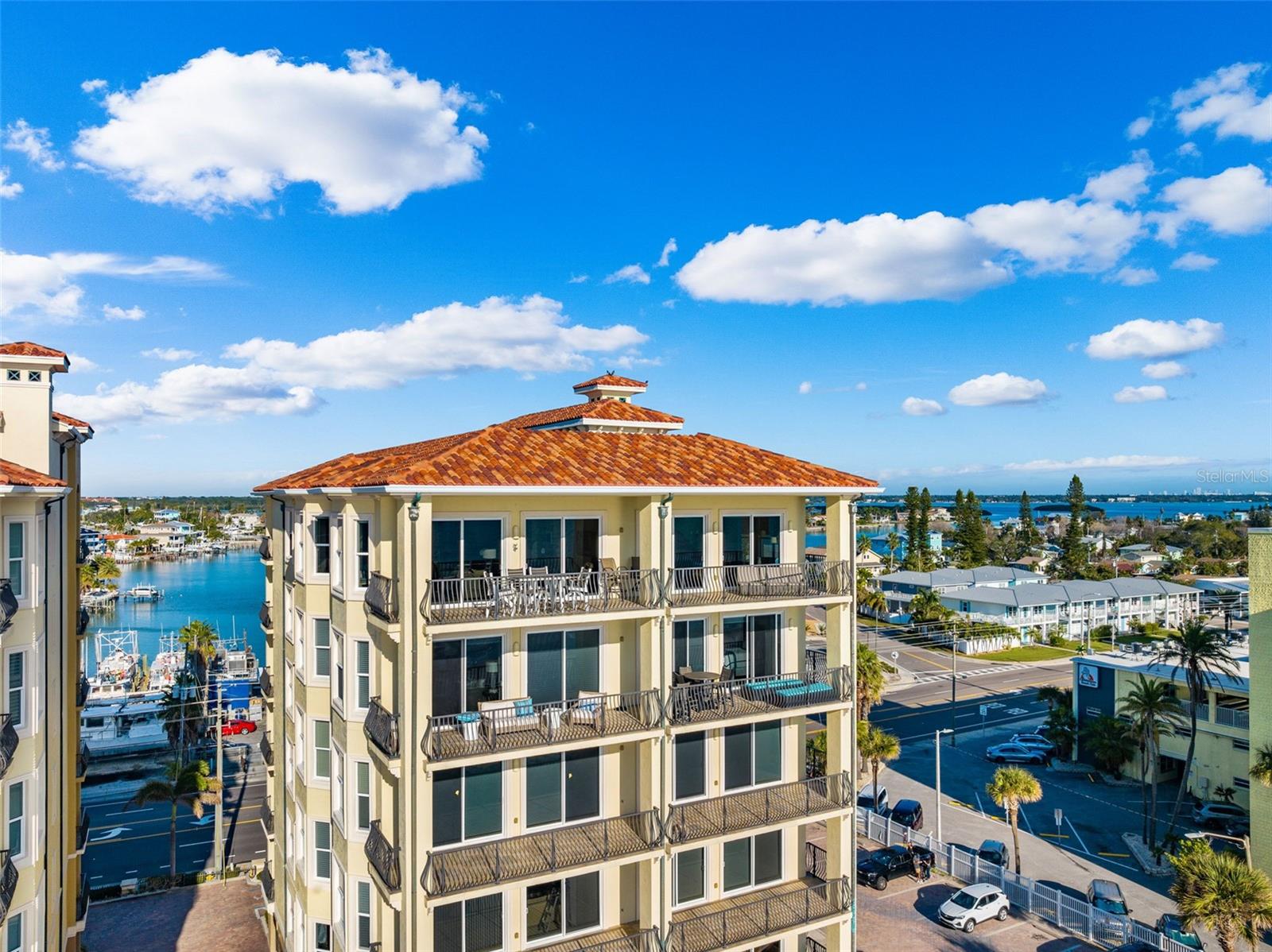 BELLARTE ON THE GULF CONDO RESIDENCE - Residential