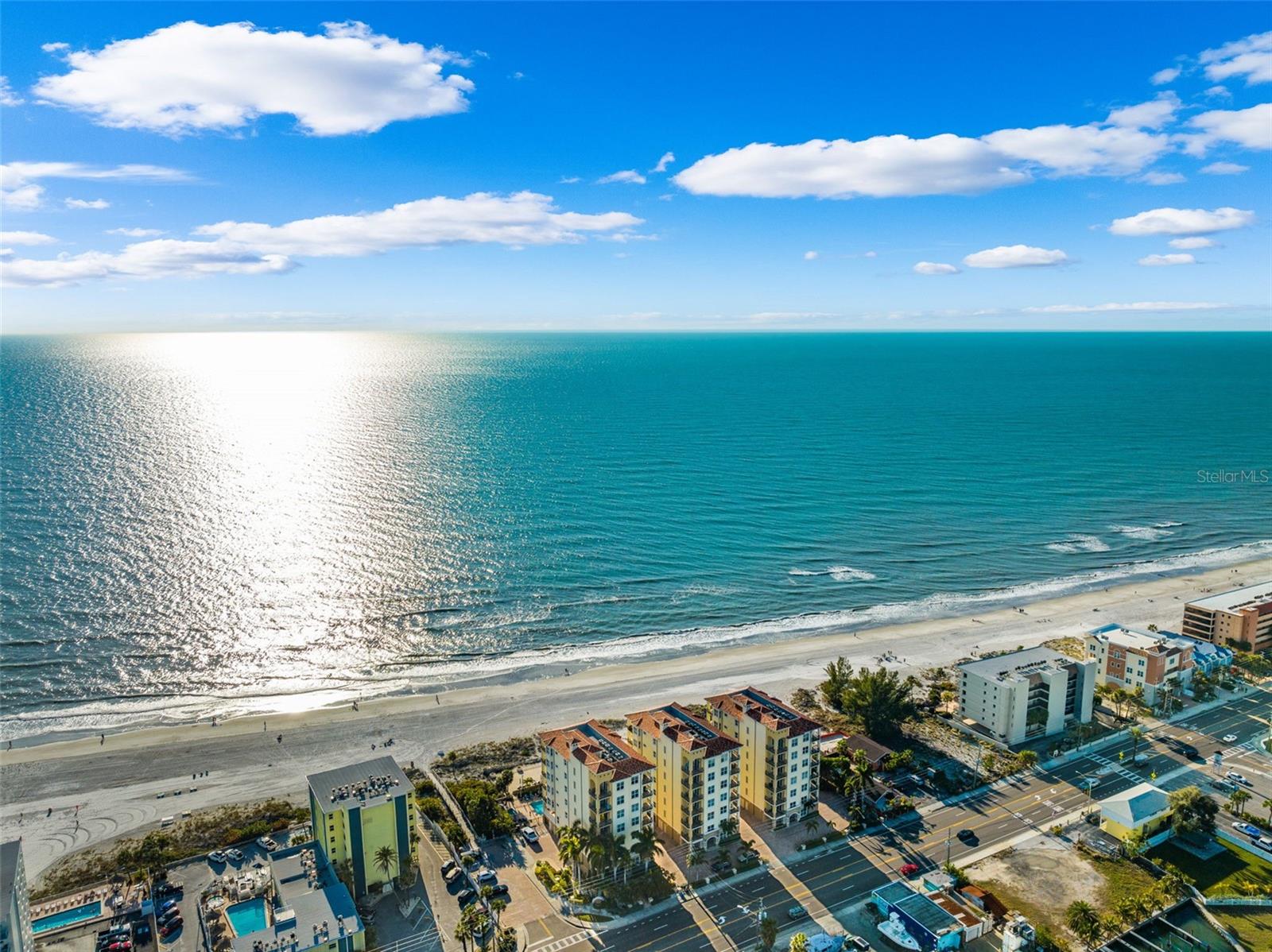 BELLARTE ON THE GULF CONDO RESIDENCE - Residential