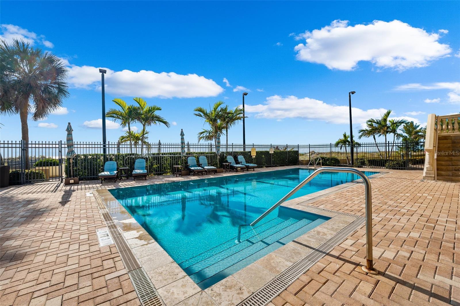 BELLARTE ON THE GULF CONDO RESIDENCE - Residential