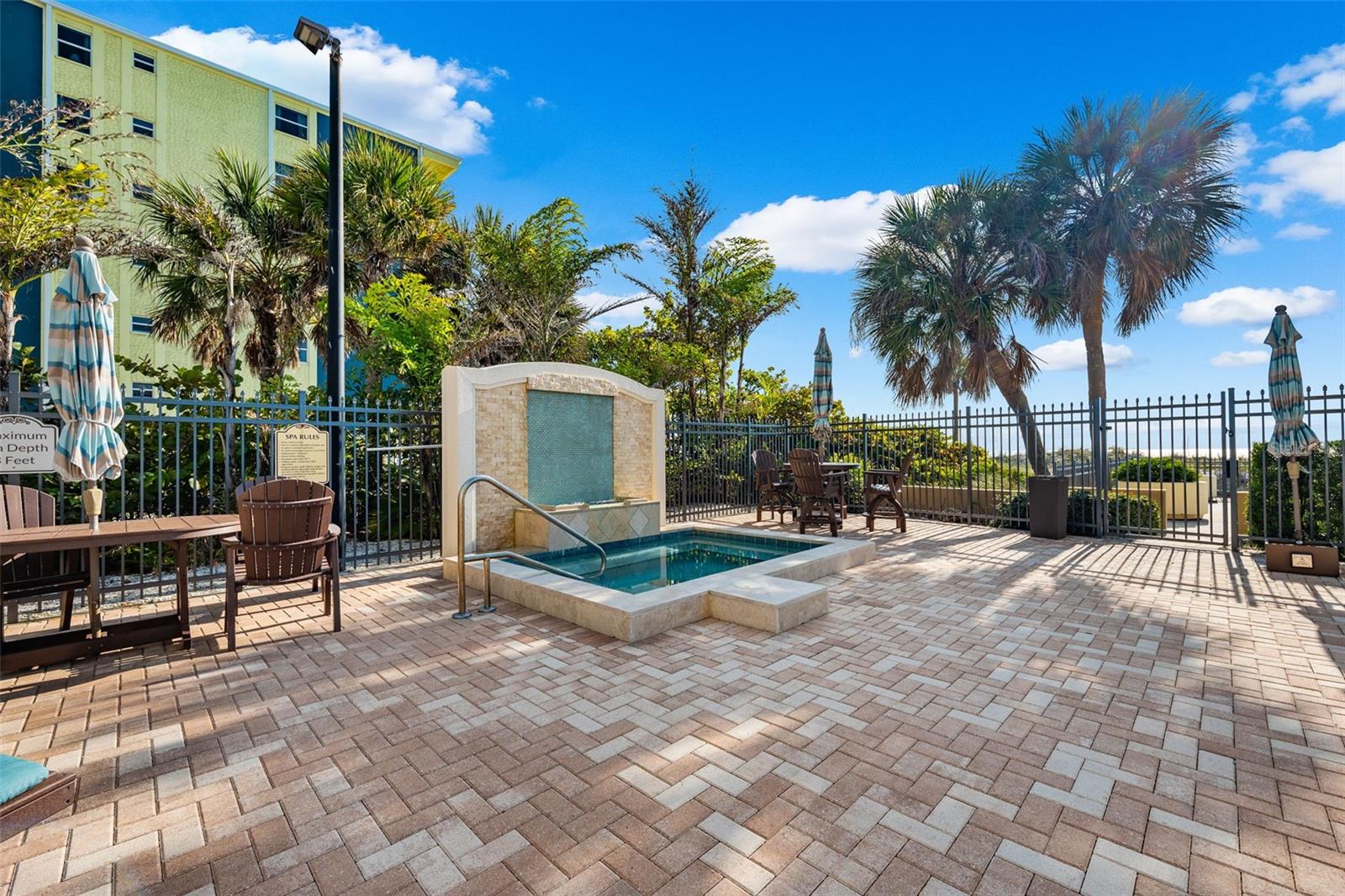 BELLARTE ON THE GULF CONDO RESIDENCE - Residential