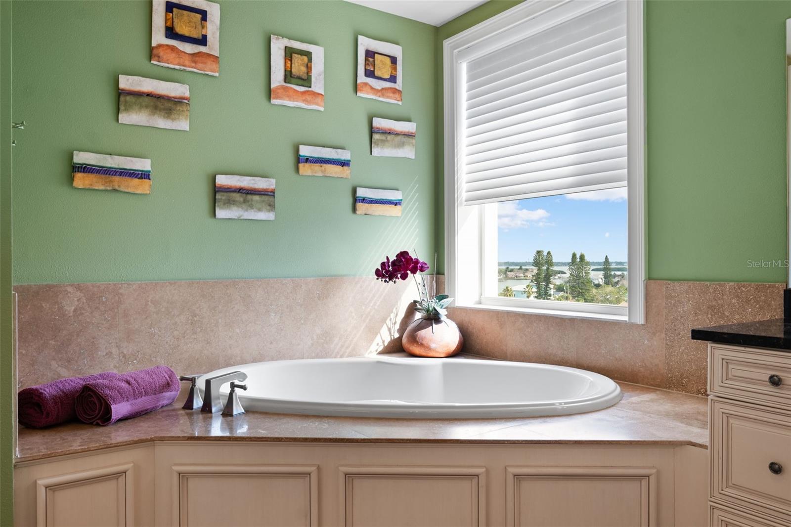 BELLARTE ON THE GULF CONDO RESIDENCE - Residential