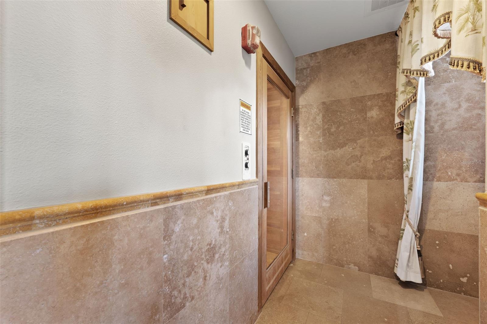 BELLARTE ON THE GULF CONDO RESIDENCE - Residential