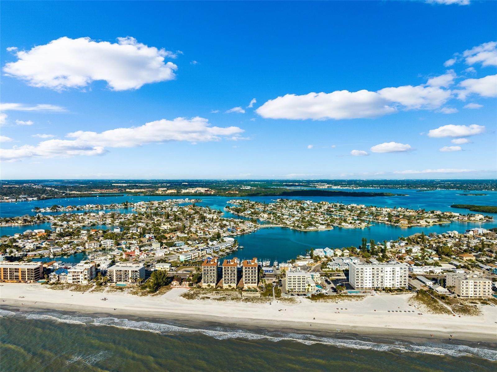 BELLARTE ON THE GULF CONDO RESIDENCE - Residential