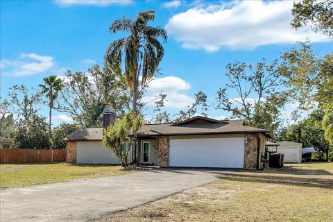 A home in SEFFNER