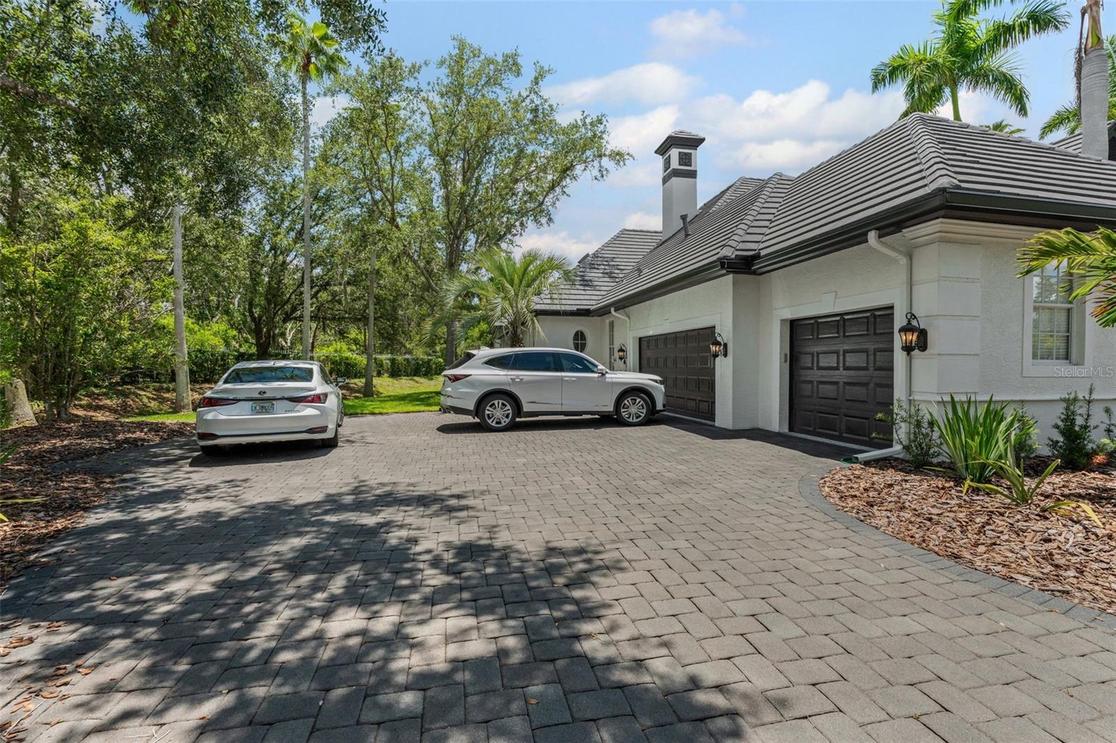 6959 WESTCHESTER CIRCLE