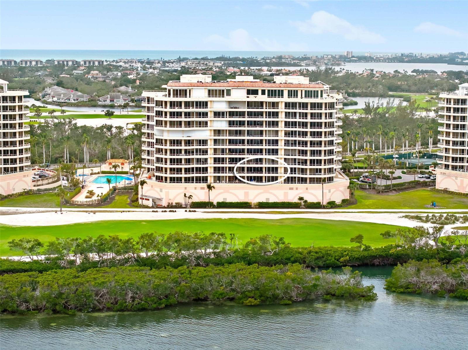 GRAND BAY - Residential