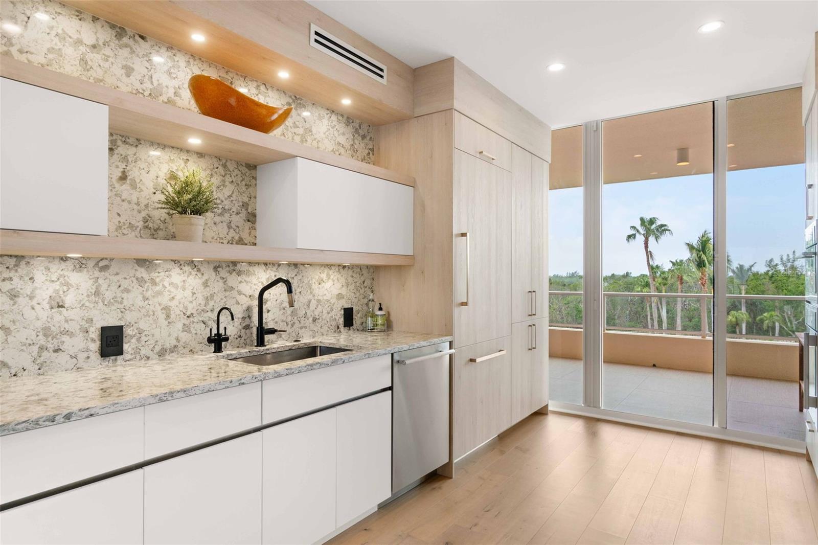 GRAND BAY - Residential